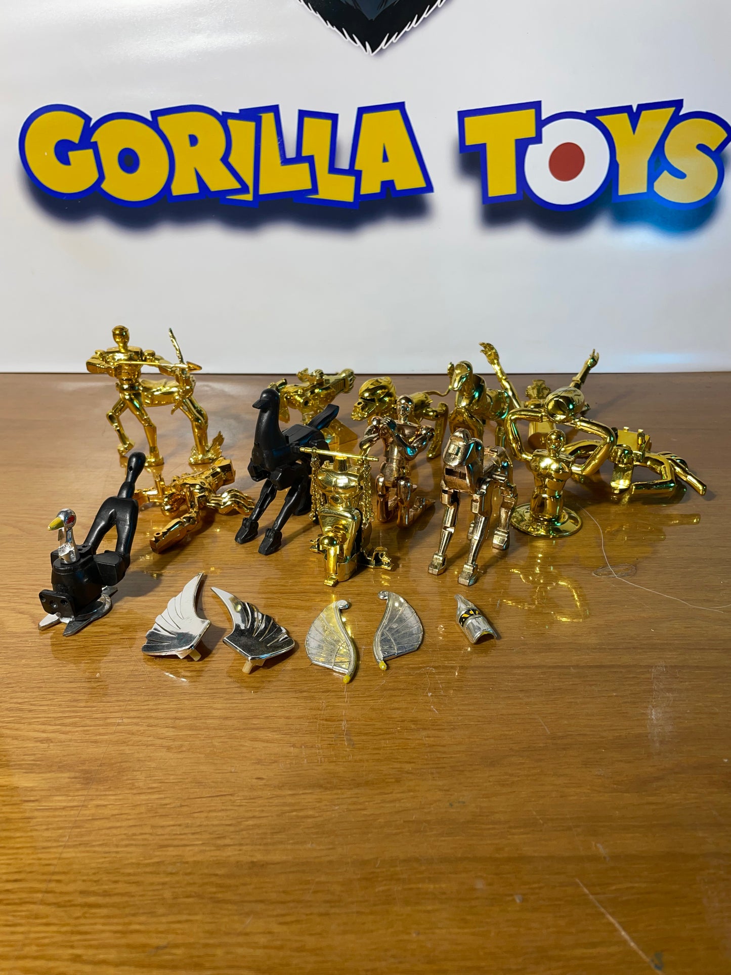 COLLECTION LES CHEVALIERS DU ZODIAQUE - 5 chevaliers de bronze / 12 d'or - Saint Seiya