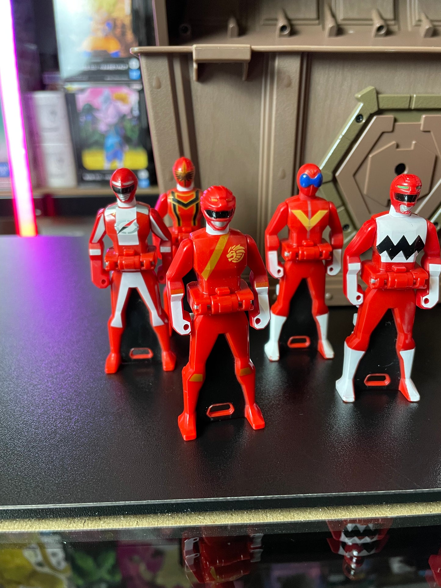 TREASURE BOX & RANGER KEYS - Super Megaforce Gokaiger - Power Rangers